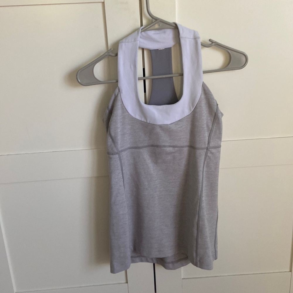 Grey Lululemon tank top with built in bra. In great condition